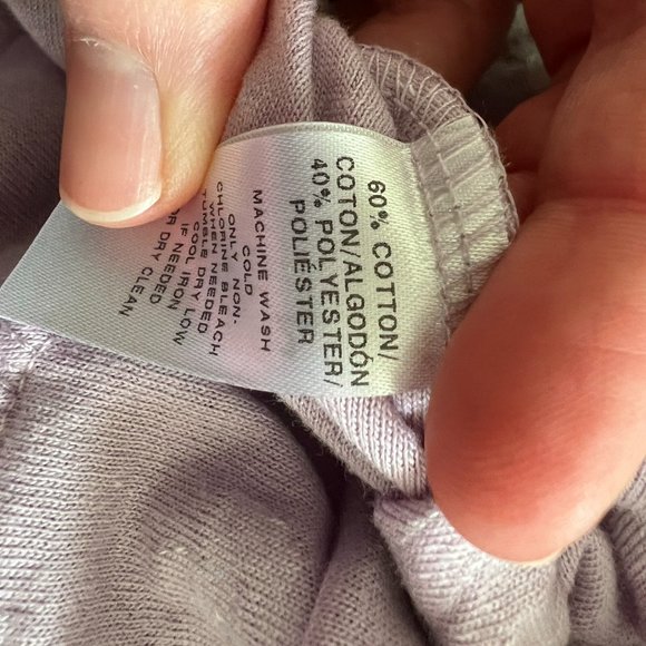 NWOT! Loft Lavender & White Floral Top - Medium - Picture 4 of 4